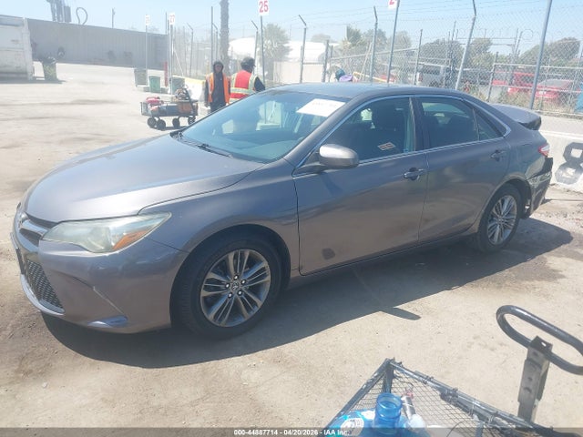 4T1BF1FK1FU497594 Toyota CAMRY SE