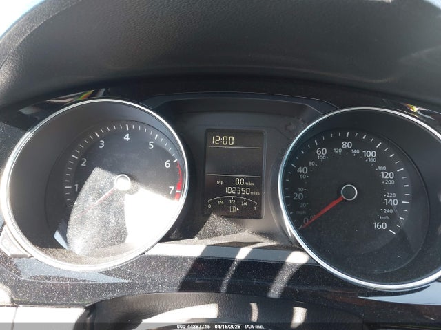 44887715 :رقم المزاد ، 3VWD17AJ1GM263102 vin ، 2016 Volkswagen Jetta 1.8t Sport مزاد بيع