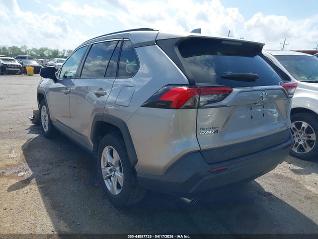 2020 Toyota Rav4 Xle მანქანა იყიდება აუქციონზე, vin: 2T3W1RFV6LC052717, აუქციონის ნომერი: 44887725