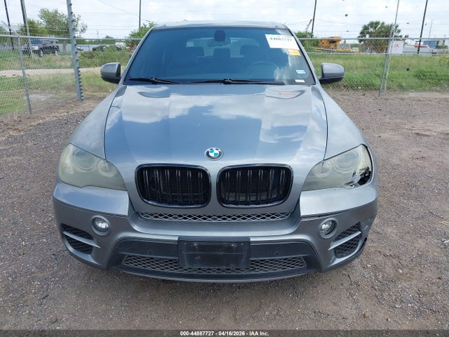 2011 Bmw X5 Xdrive50i მანქანა იყიდება აუქციონზე, vin: 5UXZV8C52BL418011, აუქციონის ნომერი: 44887727