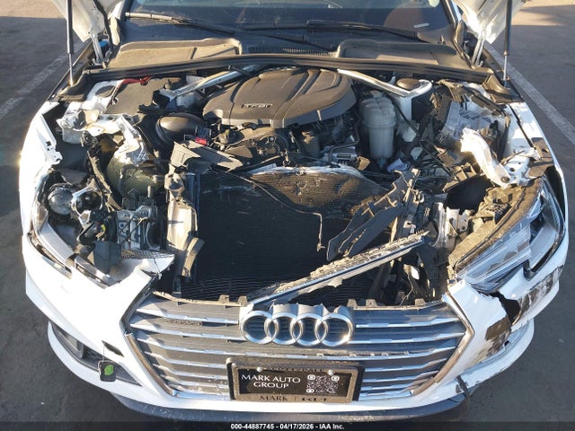 44887745 :رقم المزاد ، WAUDNAF46KN017049 vin ، 2019 Audi A4 45 Premium مزاد بيع