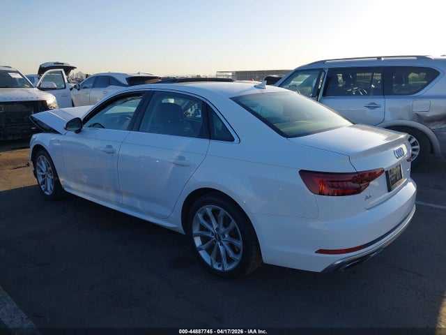 44887745 :رقم المزاد ، WAUDNAF46KN017049 vin ، 2019 Audi A4 45 Premium مزاد بيع
