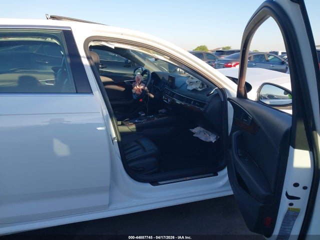 44887745 :رقم المزاد ، WAUDNAF46KN017049 vin ، 2019 Audi A4 45 Premium مزاد بيع