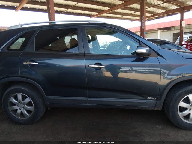 2011 Kia Sorento Lx V6 მანქანა იყიდება აუქციონზე, vin: 5XYKTDA25BG133602, აუქციონის ნომერი: 44887769
