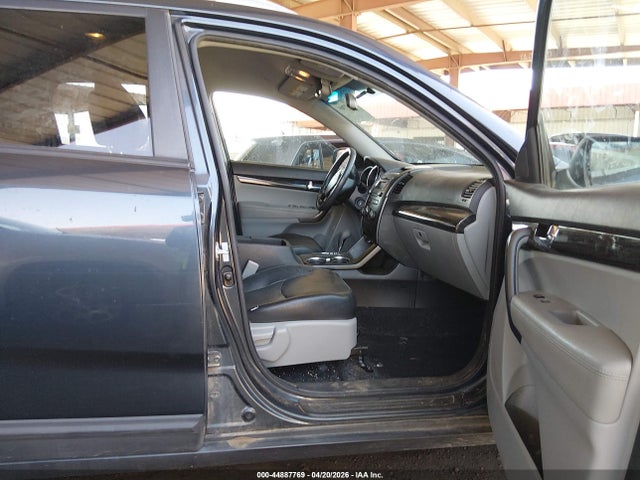 2011 Kia Sorento Lx V6 მანქანა იყიდება აუქციონზე, vin: 5XYKTDA25BG133602, აუქციონის ნომერი: 44887769