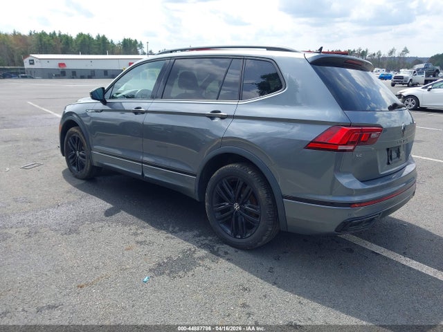 2022 Volkswagen Tiguan 2.0t Se R-line Black მანქანა იყიდება აუქციონზე, vin: 3VV8B7AX1NM001732, აუქციონის ნომერი: 44887796