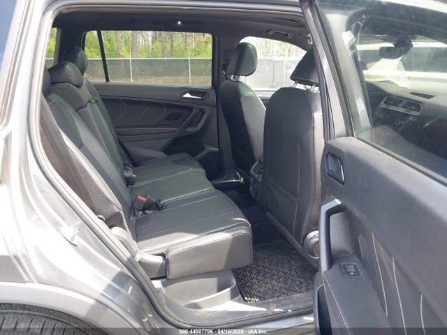 2022 Volkswagen Tiguan 2.0t Se R-line Black მანქანა იყიდება აუქციონზე, vin: 3VV8B7AX1NM001732, აუქციონის ნომერი: 44887796