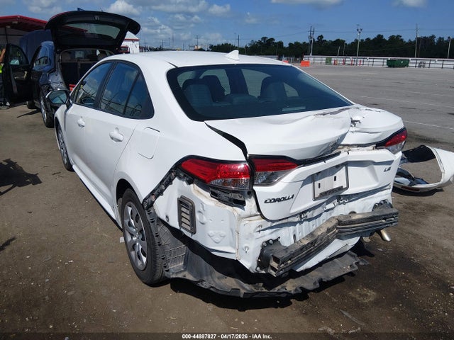 Toyota COROLLA LE 2021 5YFEPMAE1MP203719 Image 3