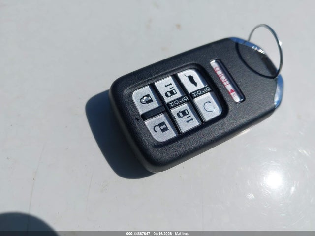 Продажа на аукционе авто 2024 Honda Odyssey Elite, vin: 5FNRL6H95RB020621, номер лота: 44887847