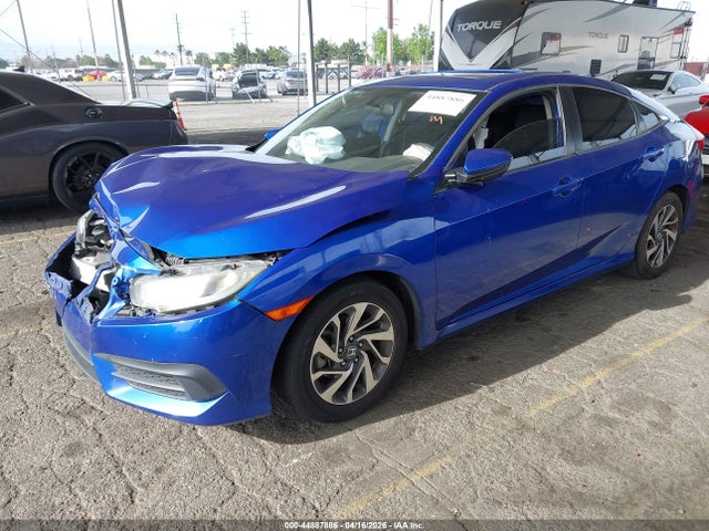 Honda CIVIC EX 2018 2HGFC2F70JH532767 Image 2