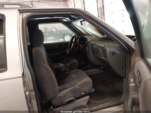 Продаж на аукціоні авто 2001 Chevrolet Blazer Lt, vin: 1GNDT13W21K253865, номер лоту: 44887895