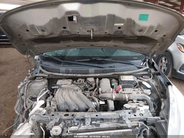 3N1CN7AP5HL817937 Nissan Versa 1.6 Sv