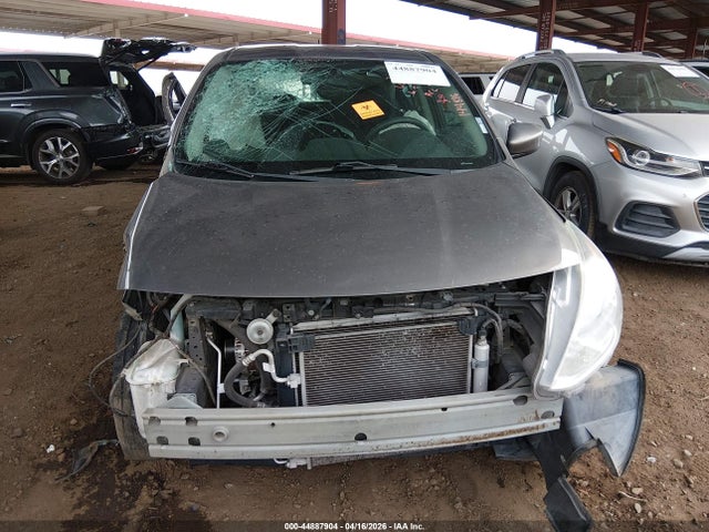 3N1CN7AP5HL817937 Nissan Versa 1.6 Sv