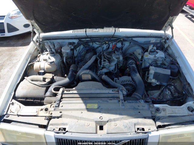 1991 Volvo 740 Se მანქანა იყიდება აუქციონზე, vin: YV1FA8741M2520792, აუქციონის ნომერი: 44887906