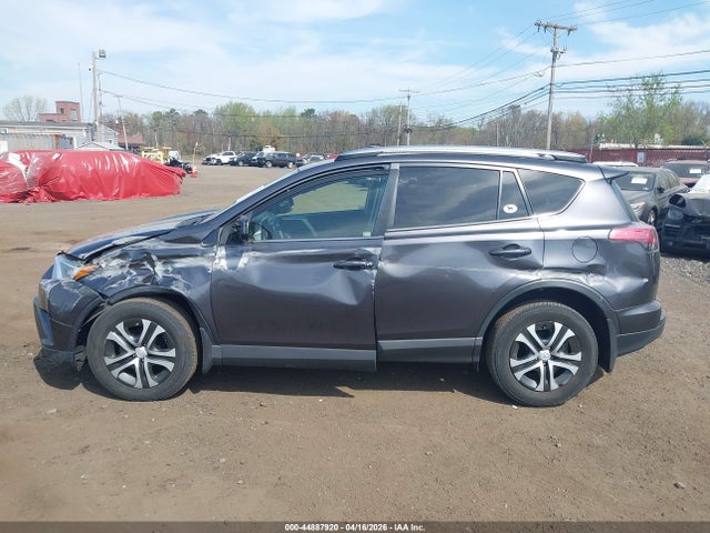 Продажа на аукционе авто 2018 Toyota Rav4 Le, vin: JTMBFREV1JJ731340, номер лота: 44887920