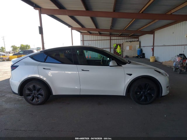 44887928 :رقم المزاد ، 7SAYGDEE9RF206221 vin ، 2024 Tesla Model Y Long Range Dual Motor All-wheel Drive مزاد بيع