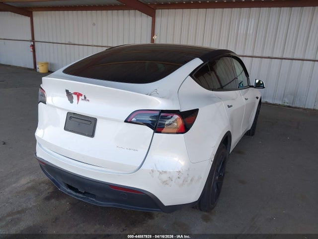44887928 :رقم المزاد ، 7SAYGDEE9RF206221 vin ، 2024 Tesla Model Y Long Range Dual Motor All-wheel Drive مزاد بيع