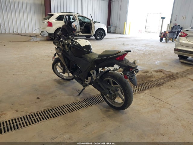 44887942 :رقم المزاد ، MLHMC4105C5207552 vin ، 2012 Honda Cbr250 R مزاد بيع