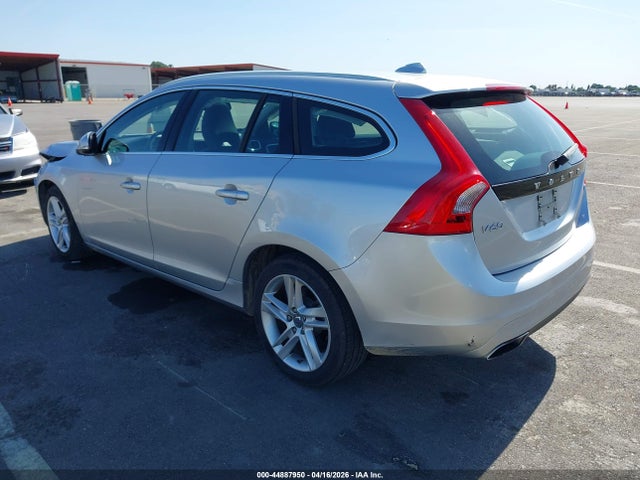 YV126MEB2F1207852 Volvo V60 T5 Premier