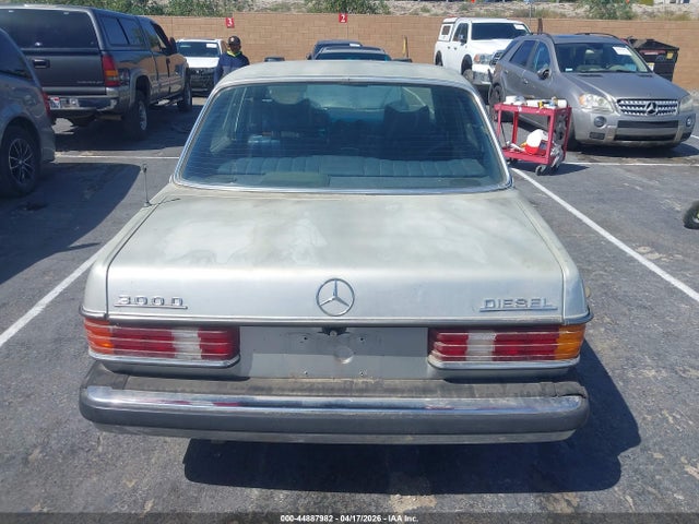 1979 Mercedes-benz 300d მანქანა იყიდება აუქციონზე, vin: 12313012123485, აუქციონის ნომერი: 44887982