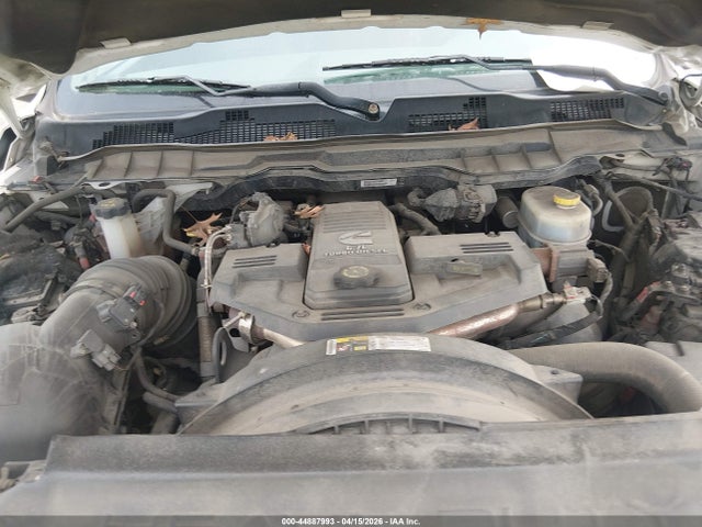 44887993 :رقم المزاد ، 3C6UR5CL5JG232320 vin ، 2018 Ram 2500 Tradesman  4x4 6'4 Box مزاد بيع