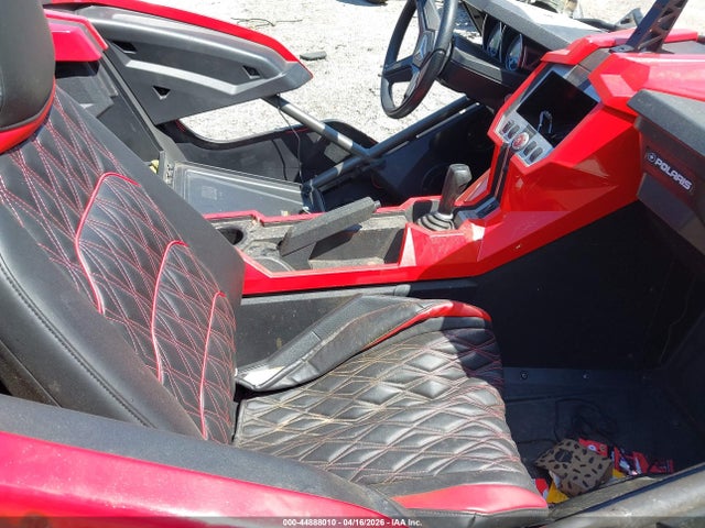Продажа на аукционе авто 2016 Polaris Slingshot, vin: 57XAAPFA2G7115749, номер лота: 44888010