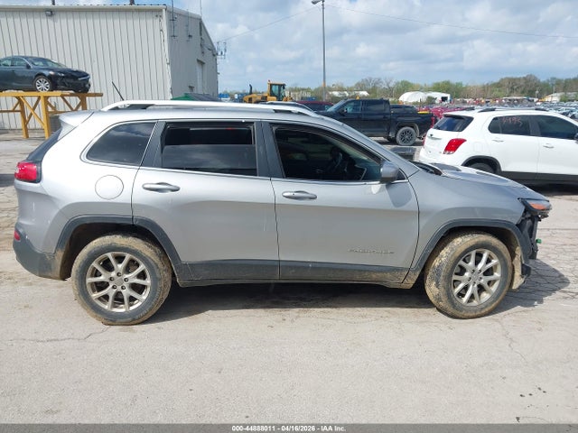 2015 Jeep Cherokee Latitude მანქანა იყიდება აუქციონზე, vin: 1C4PJMCS6FW702913, აუქციონის ნომერი: 44888011
