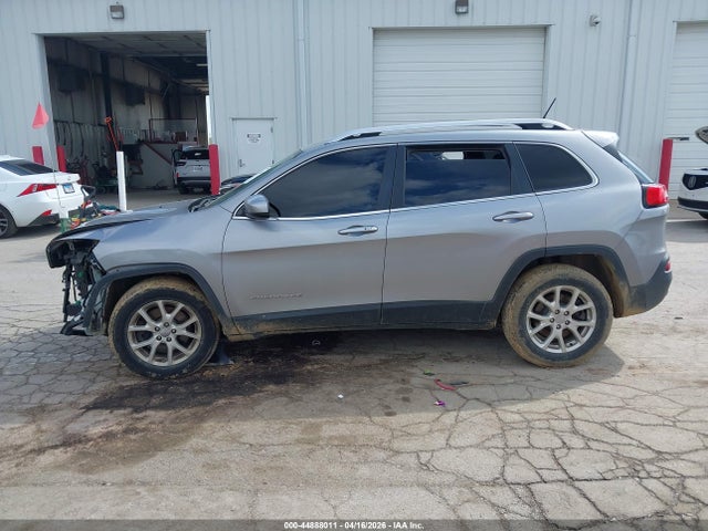 2015 Jeep Cherokee Latitude მანქანა იყიდება აუქციონზე, vin: 1C4PJMCS6FW702913, აუქციონის ნომერი: 44888011