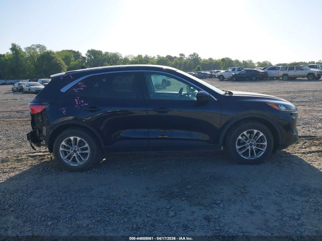 Продажа на аукционе авто 2021 Ford Escape Se, vin: 1FMCU0G65MUA04406, номер лота: 44888061