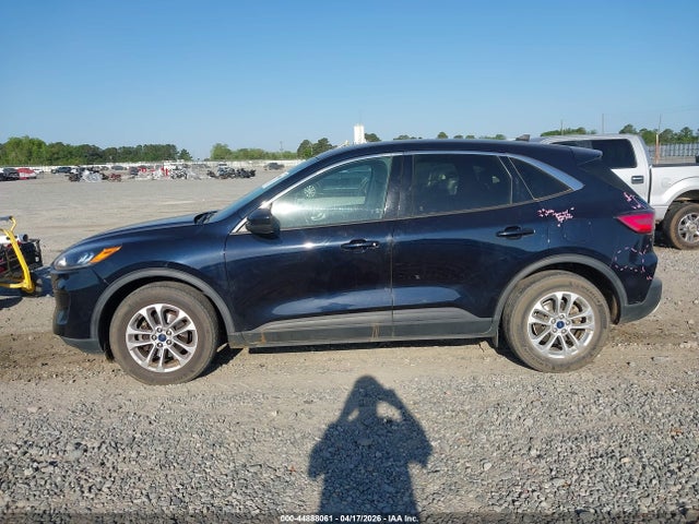 Продажа на аукционе авто 2021 Ford Escape Se, vin: 1FMCU0G65MUA04406, номер лота: 44888061