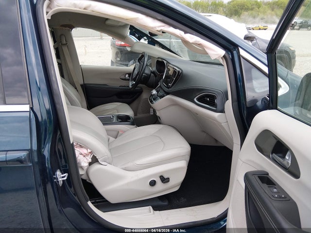 Aukcja sprzedaży 2021 Chrysler Pacifica Touring L, vin: 2C4RC1BG6MR575732, numer aukcji: 44888064