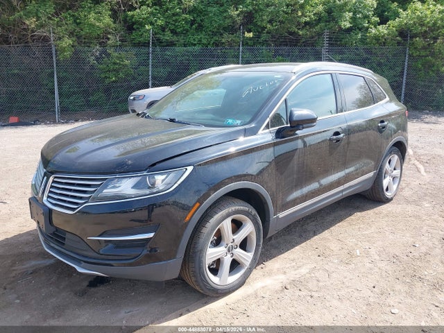Lincoln Mkc Premiere 2018 5LMCJ1D96JUL03537 Image 2