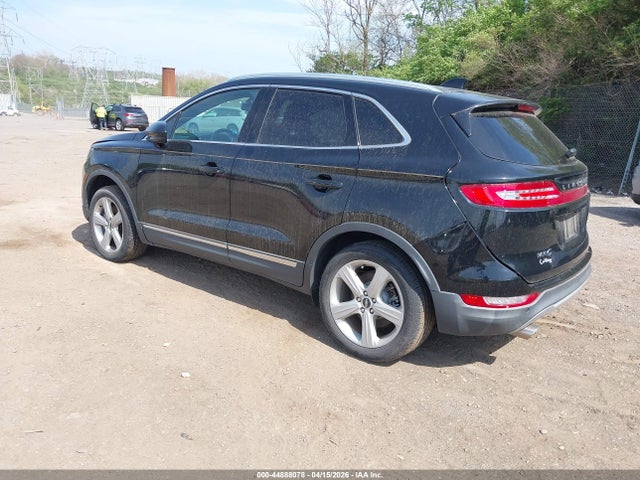 Lincoln Mkc Premiere 2018 5LMCJ1D96JUL03537 Image 3