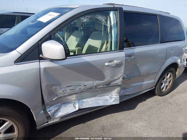 Продажа на аукционе авто 2012 Chrysler Town & Country Touring, vin: 2C4RC1BGXCR134393, номер лота: 44888090