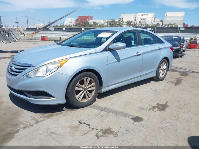2014 Hyundai Sonata Gls მანქანა იყიდება აუქციონზე, vin: 5NPEB4AC2EH842073, აუქციონის ნომერი: 44888132