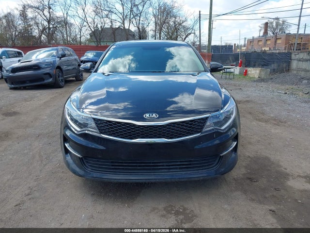 44888140 :رقم المزاد ، KNAGT4L37H5157006 vin ، 2017 Kia Optima Lx مزاد بيع