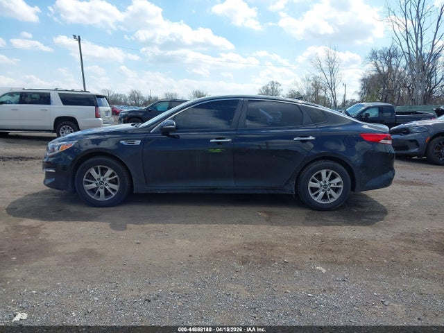 44888140 :رقم المزاد ، KNAGT4L37H5157006 vin ، 2017 Kia Optima Lx مزاد بيع