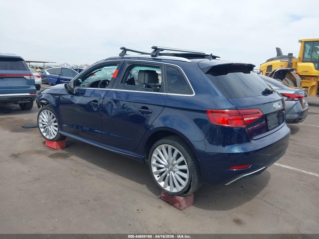 WAUTPBFFXHA146621 Audi A3 E-tron 1.4t Premium