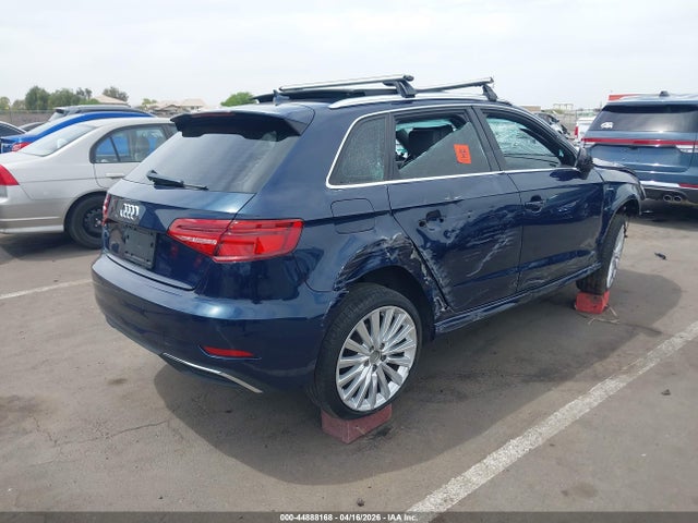WAUTPBFFXHA146621 Audi A3 E-tron 1.4t Premium