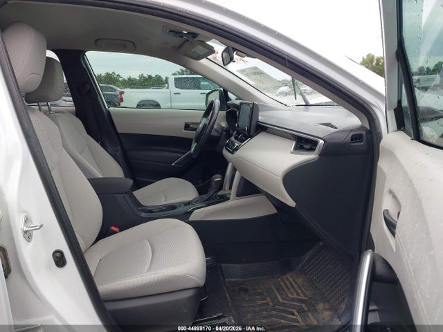 Aukcja sprzedaży 2022 Toyota Corolla Cross Le, vin: 7MUCAAAG2NV011362, numer aukcji: 44888170