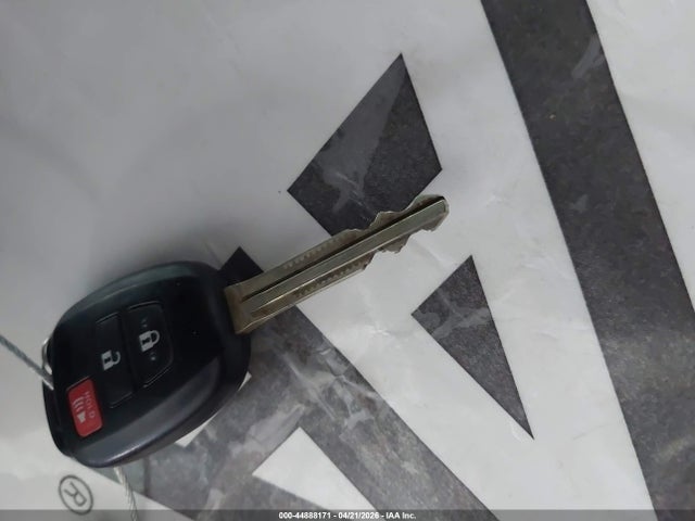 44888171 :رقم المزاد ، 5TFDW5F14KX781838 vin ، 2019 Toyota Tundra Sr5 5.7l V8 مزاد بيع