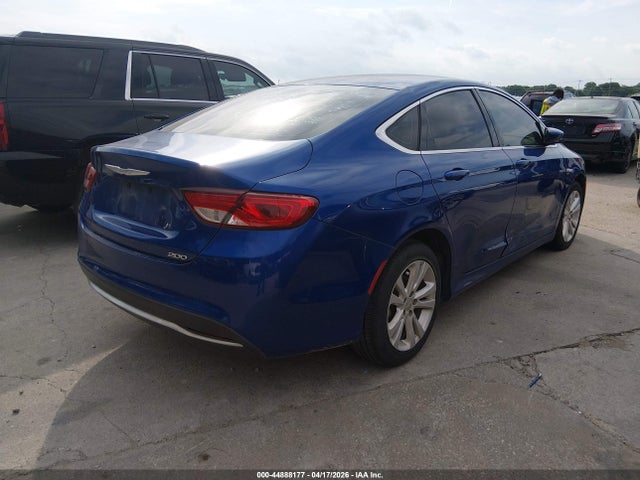 2015 Chrysler 200 Limited მანქანა იყიდება აუქციონზე, vin: 1C3CCCAB1FN721997, აუქციონის ნომერი: 44888177
