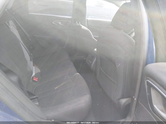 2015 Chrysler 200 Limited მანქანა იყიდება აუქციონზე, vin: 1C3CCCAB1FN721997, აუქციონის ნომერი: 44888177