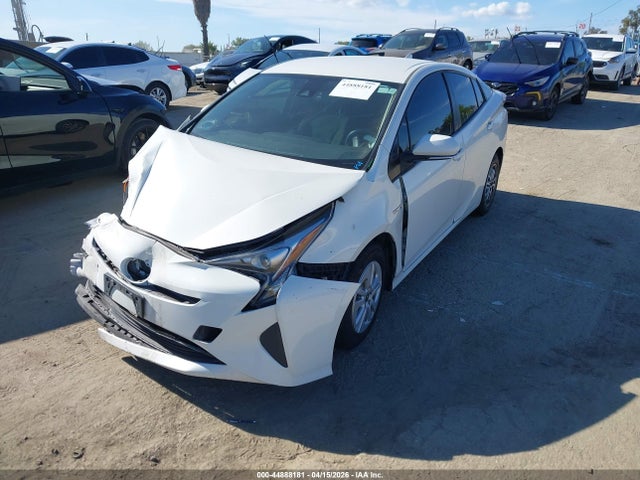 JTDKBRFUXH3025760 Toyota Prius Two