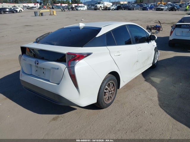JTDKBRFUXH3025760 Toyota Prius Two