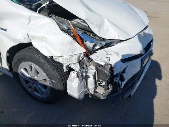 JTDKBRFUXH3025760 Toyota Prius Two