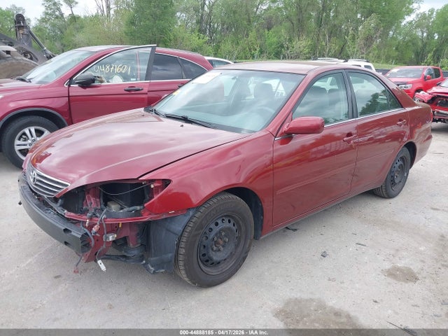 44888185 :رقم المزاد ، 4T1BE32K75U069385 vin ، 2005 Toyota Camry Le مزاد بيع