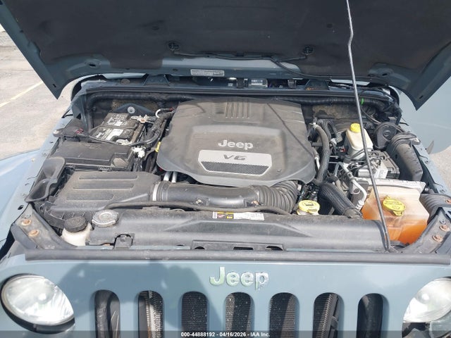 44888192 :رقم المزاد ، 1C4GJWBG6EL314427 vin ، 2014 Jeep Wrangler Sahara مزاد بيع