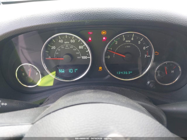 44888192 :رقم المزاد ، 1C4GJWBG6EL314427 vin ، 2014 Jeep Wrangler Sahara مزاد بيع