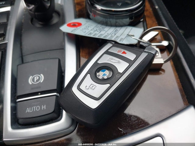 Продажа на аукционе авто 2014 Bmw Alpina B7 Xdrive, vin: WBAYF8C51ED652825, номер лота: 44888200